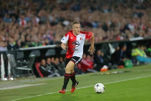 阿圭罗：萨拉赫已经与利物浦续约2年